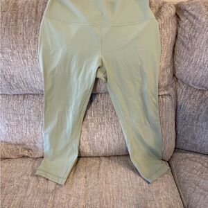 Lululemon cropped leggings